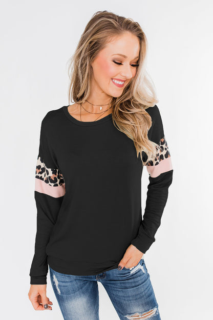 Blusa con bolsillo de rayas de leopardo de manga larga en color menta