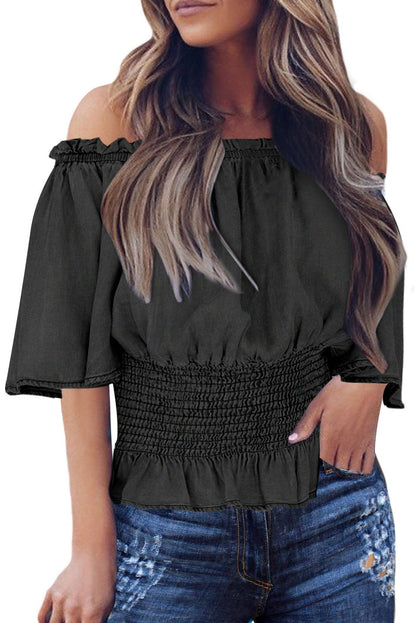 Top con hombros descubiertos y cintura fruncida 