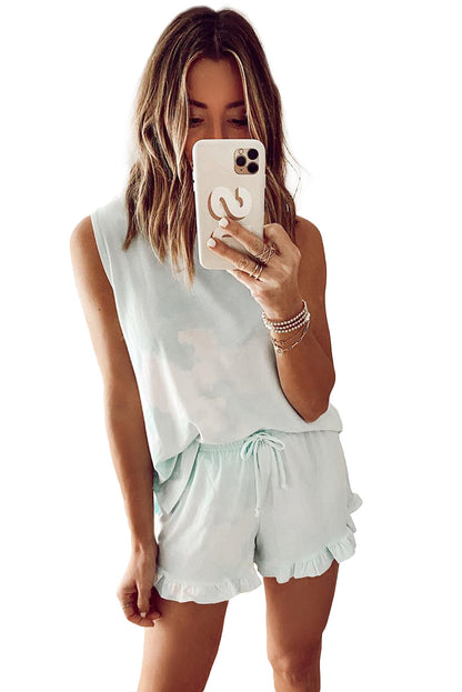 Débardeur bleu clair et short à volants 