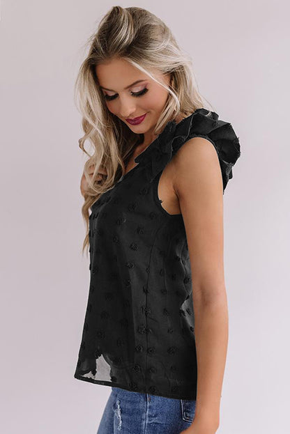 Top sin mangas de tejido Swiss Dot con tirantes con volantes 