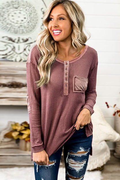 Haut boutonné à manches longues et patchs de coude gaufrés 