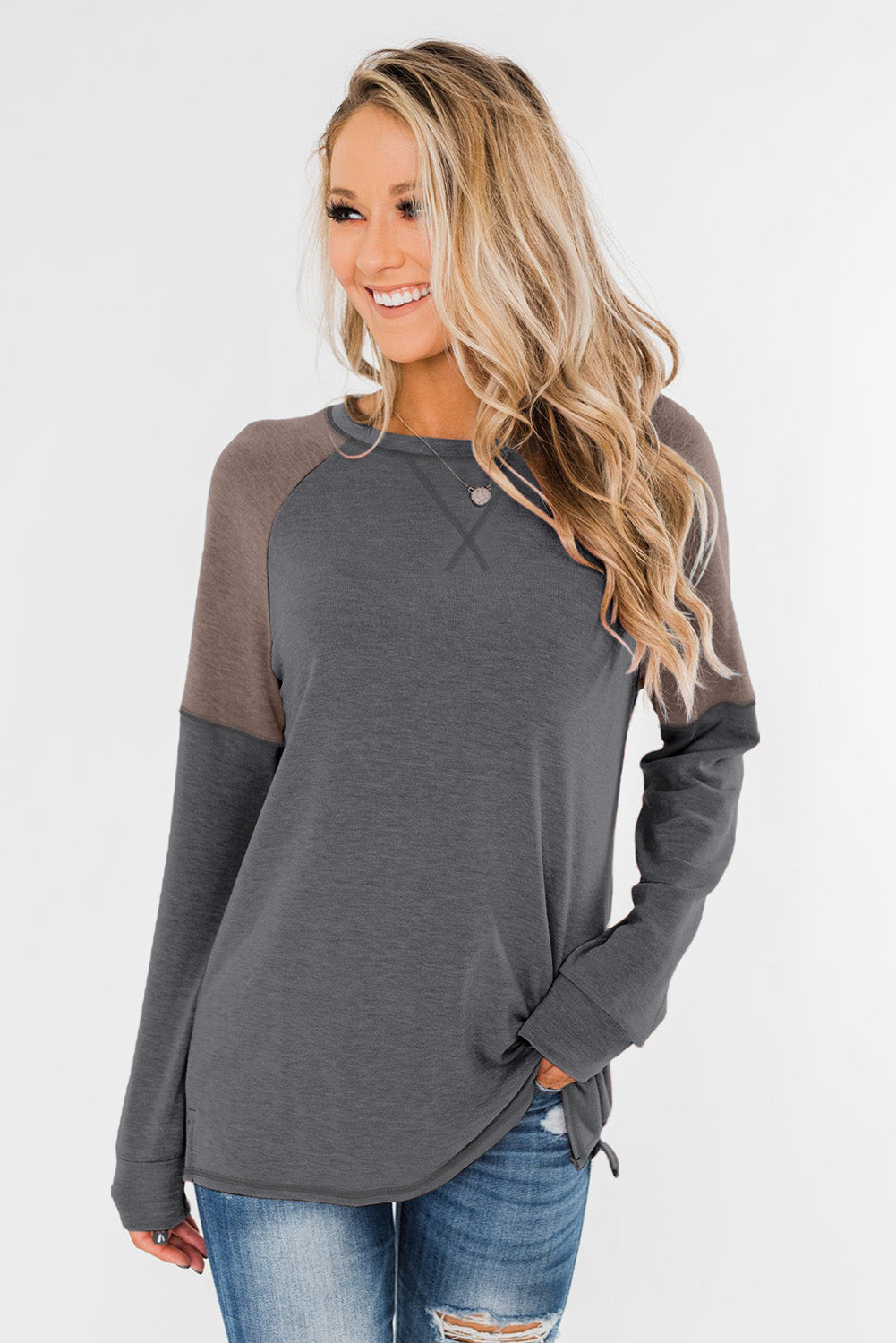 Top de manga raglán con bloque de color caqui