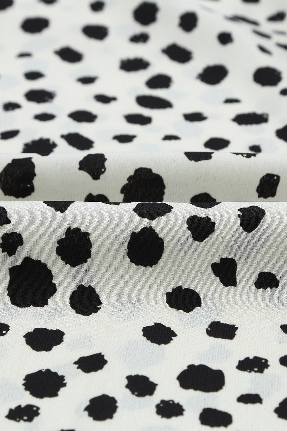 Blusa con manga farol y volantes de lunares