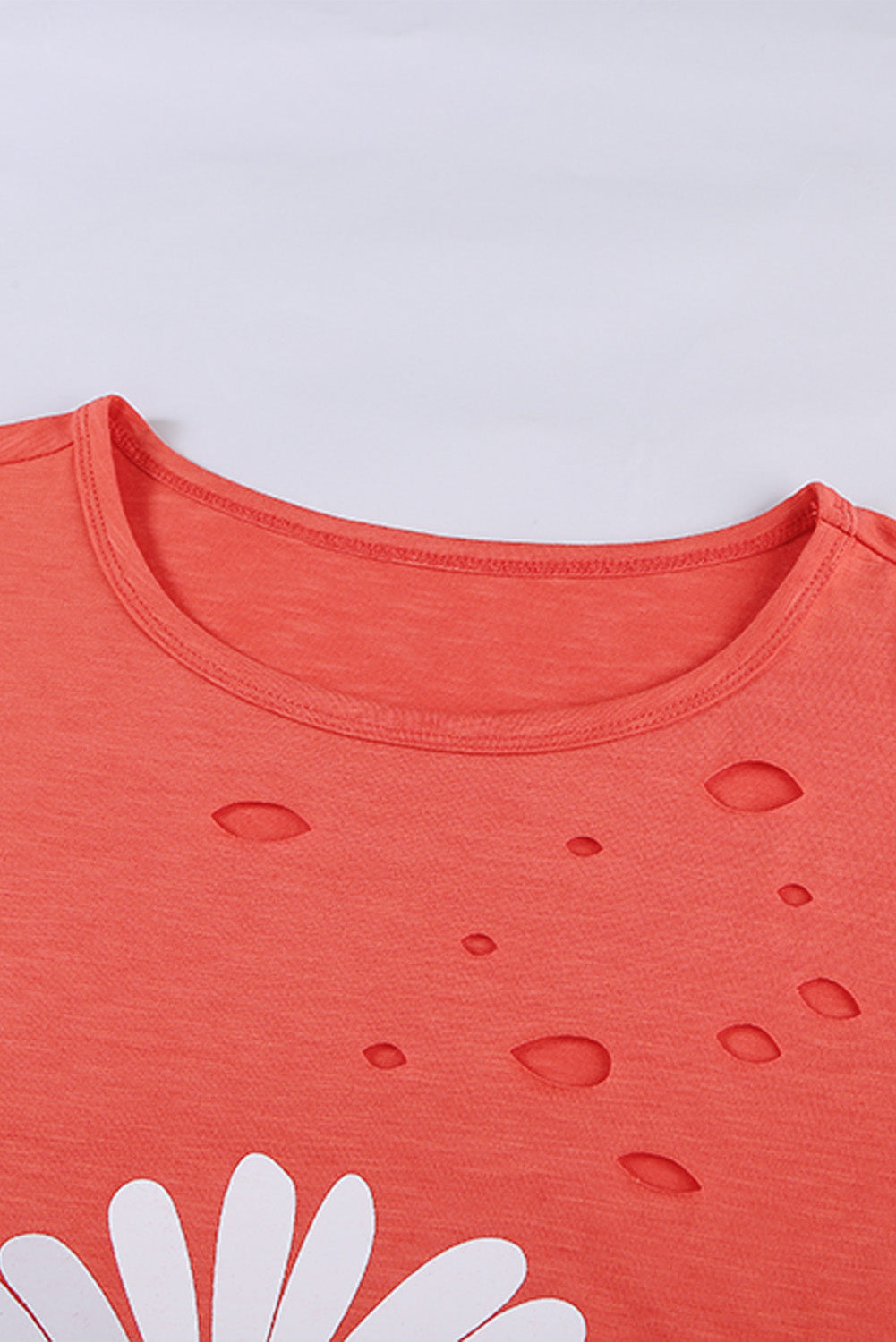 Distressed Crew Neck Leaves Pattern T-shirt