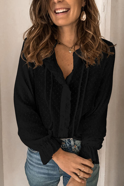 Camisa abotonada con volantes y lunares