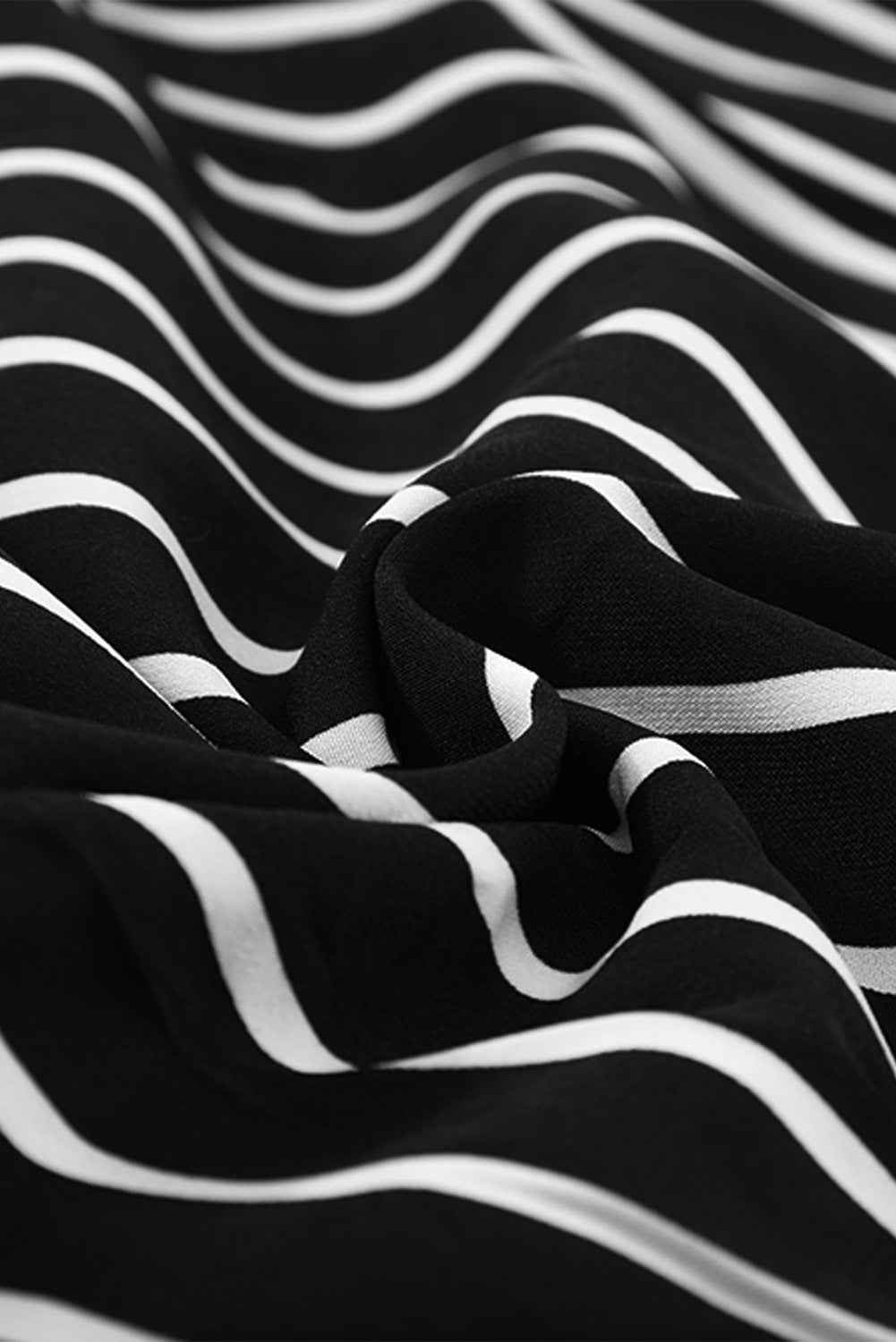 Chemise boutonnée rayée à poches et fentes 