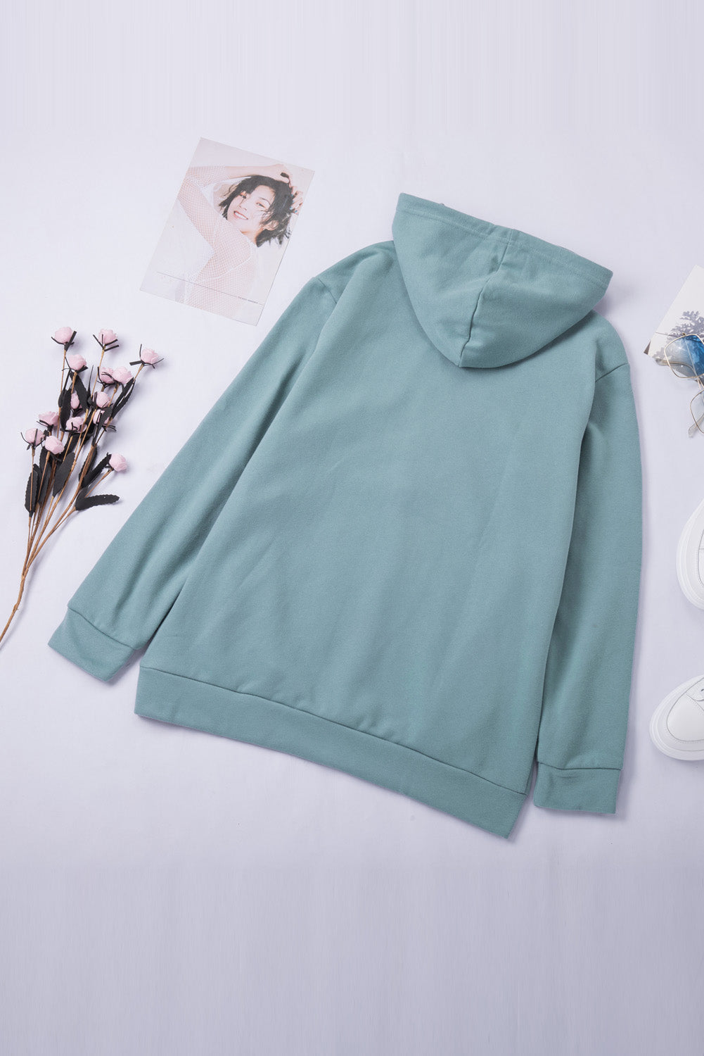 Sweat à capuche à manches longues et demi-fermeture éclair avec poche 