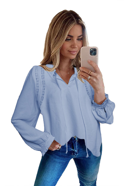 Blusa de manga larga con volantes y patchwork de encaje