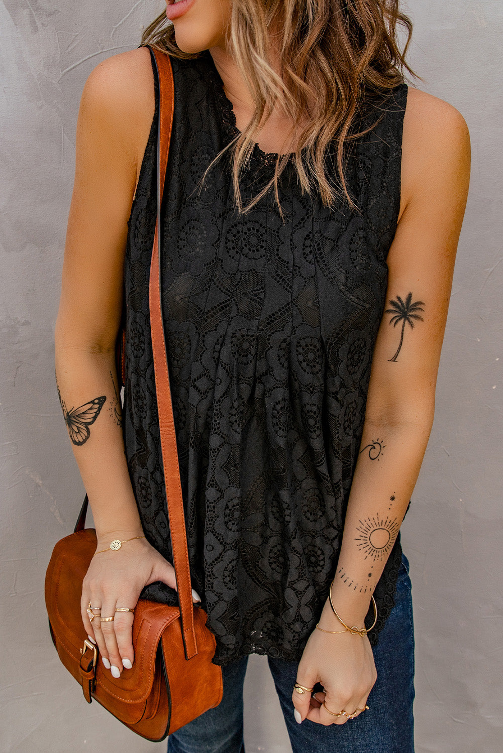 Camiseta sin mangas con encaje calado