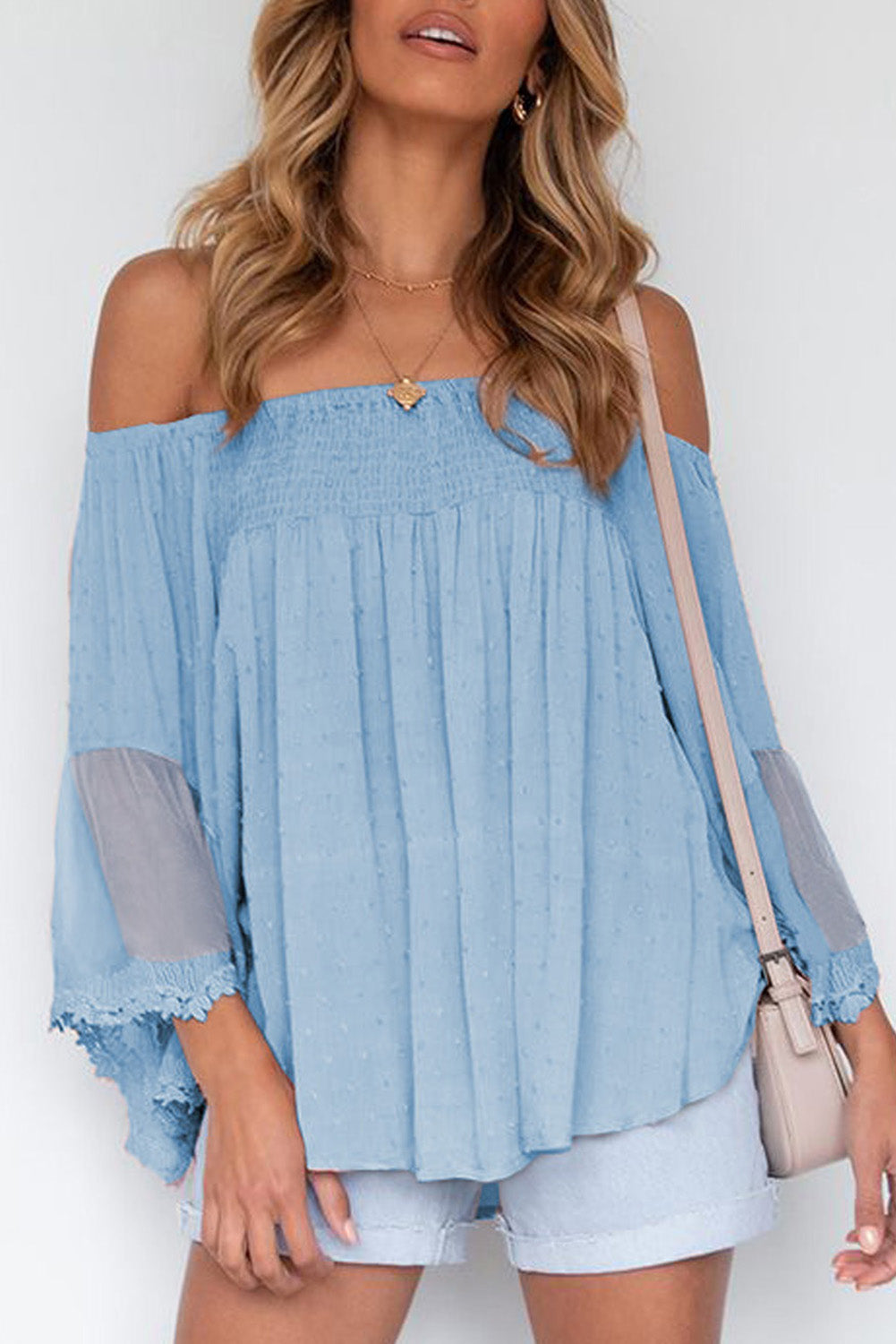 Blusa con volantes de patchwork transparente con hombros descubiertos