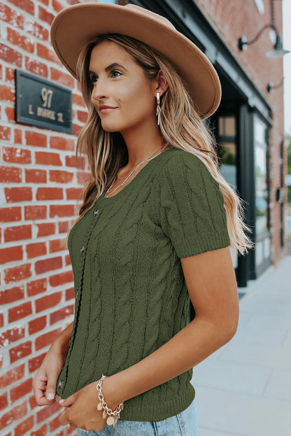 Top caqui de punto de ochos con botones y manga corta