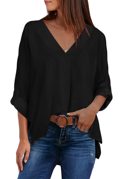 Camisa con cuello en V y manga 3/4 con dobladillo alto y bajo