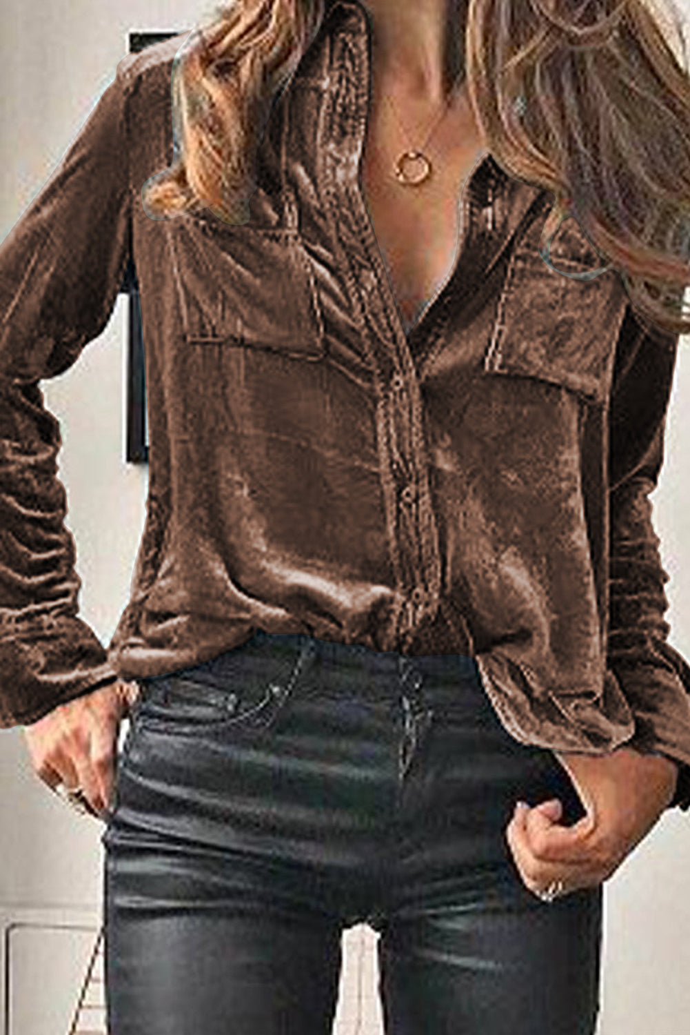 Camisa de manga larga con bolsillo de terciopelo retro