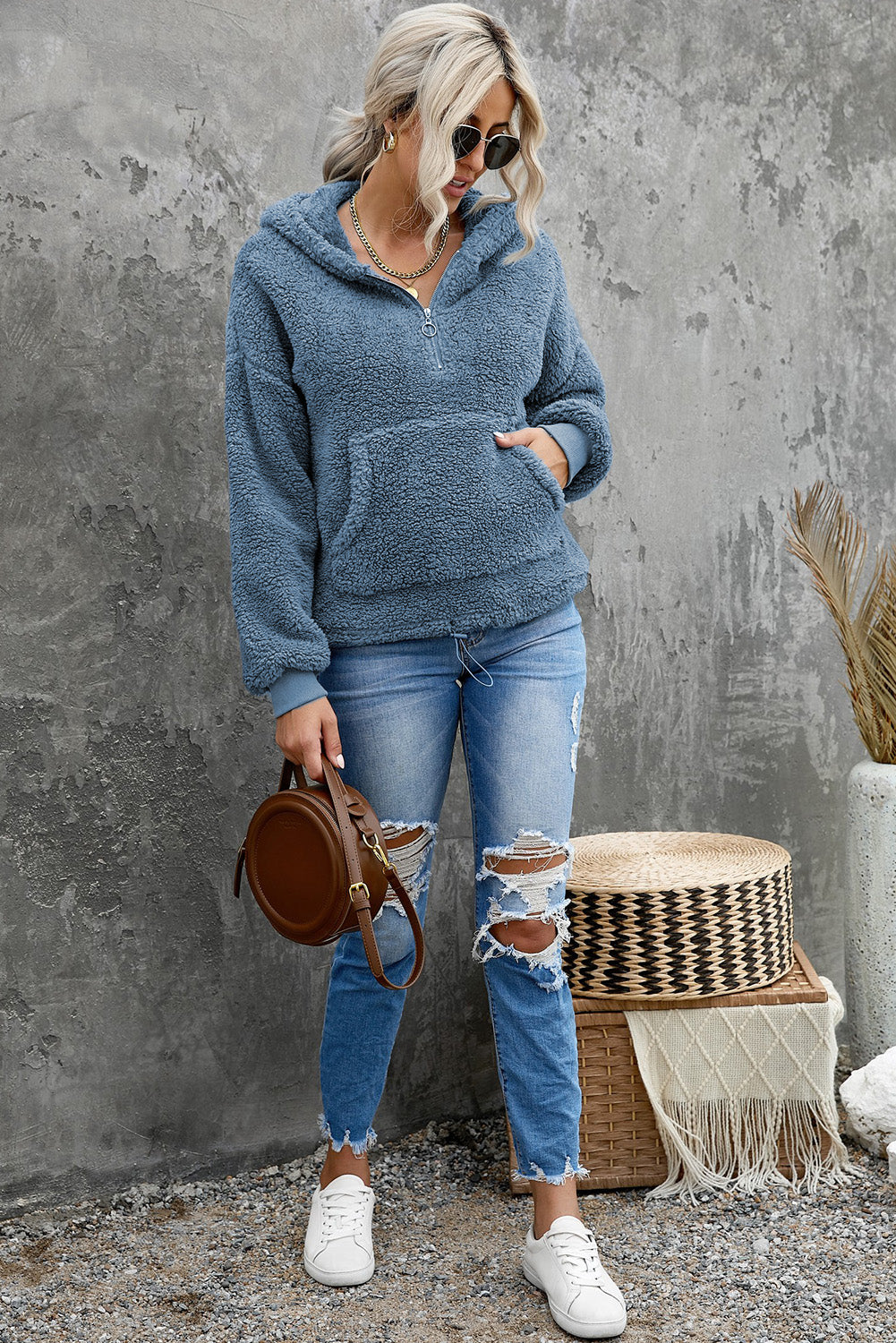 Sweat-shirt à capuche zippé 1/4 en sherpa avec kangourou