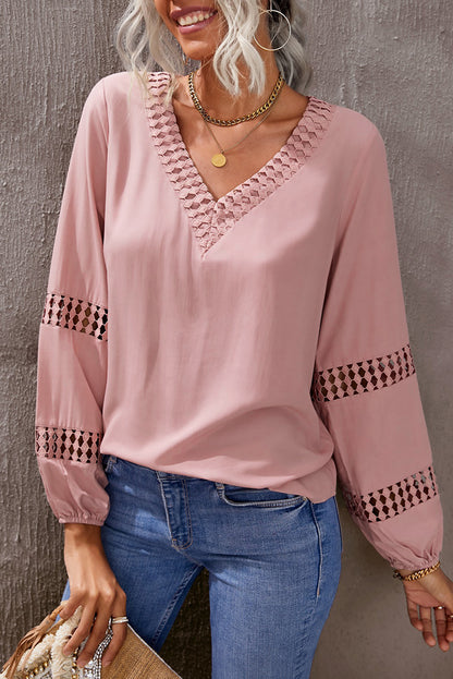 Blusa calada de croché con cuello en V profundo