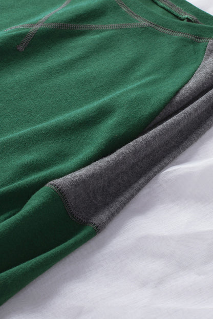 Top de manga raglán con bloque de color caqui