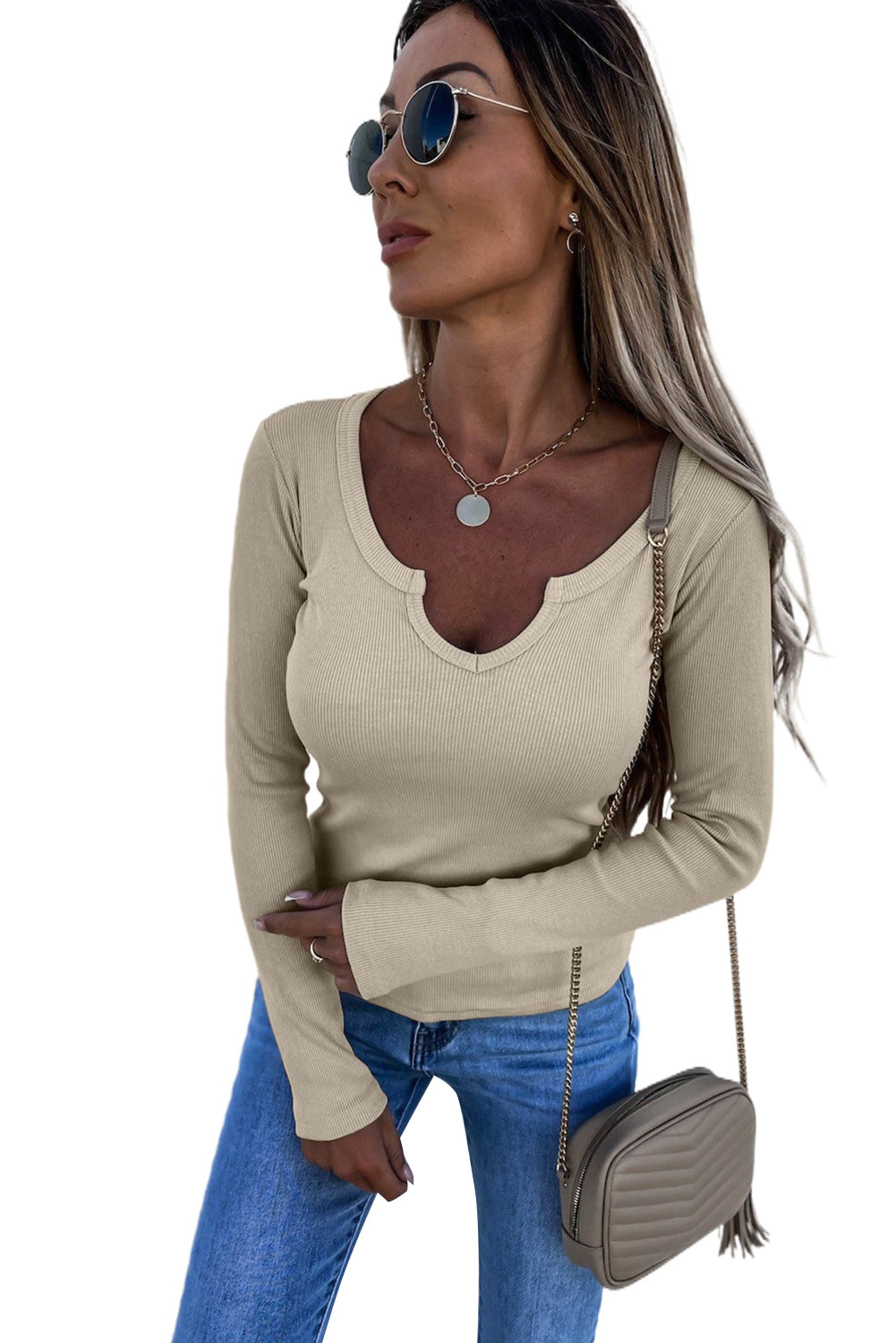 Haut en maille côtelée à col rond fendu kaki