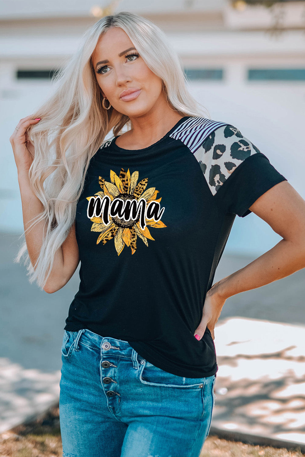 Camiseta de mujer de manga corta con estampado de leopardo a rayas