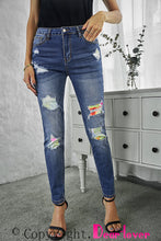 Floral Patch Destroyed Skinny Jeans