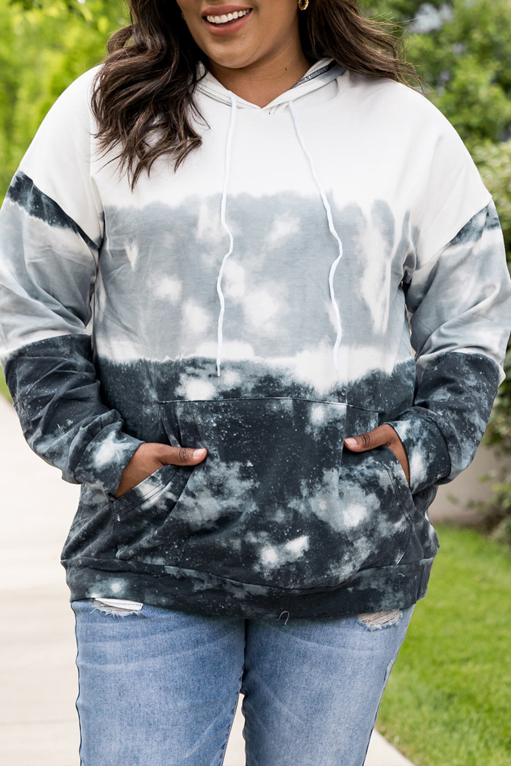 Sudadera con capucha de talla grande con bloques de color degradado azul