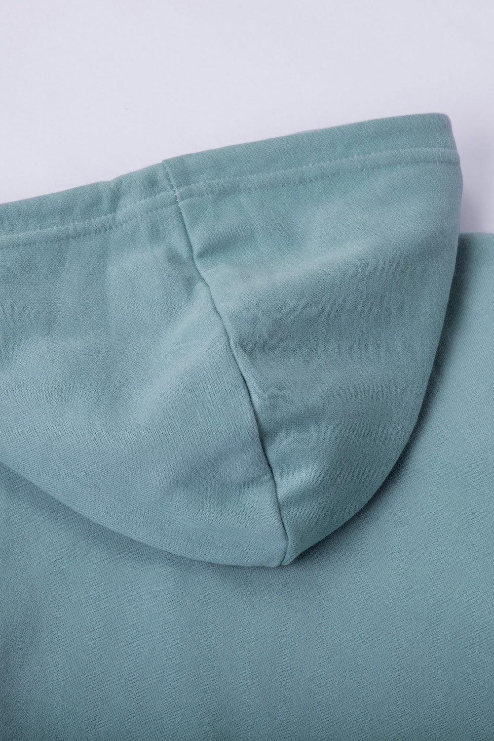 Sweat à capuche à manches longues et demi-fermeture éclair avec poche 