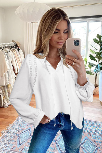 Blusa de manga larga con volantes y patchwork de encaje