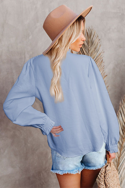 Blusa de manga larga con volantes y patchwork de encaje