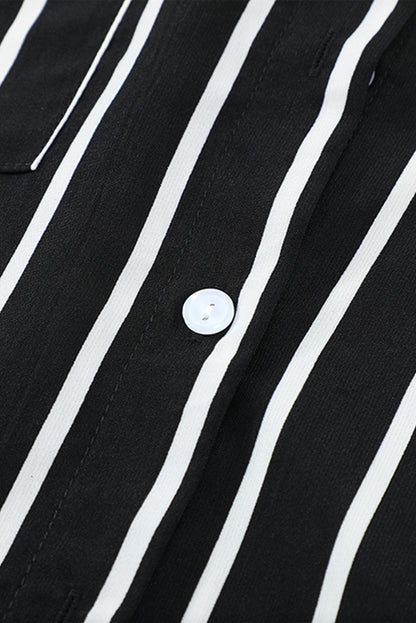 Chemise boutonnée rayée à poches et fentes 