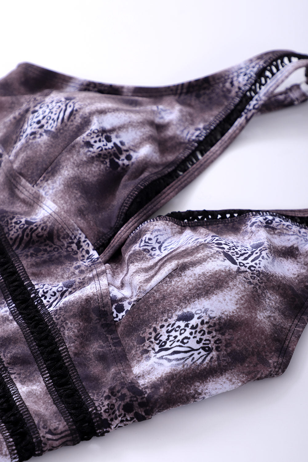 Maillot de bain une pièce plongeant à imprimé floral et treillis 