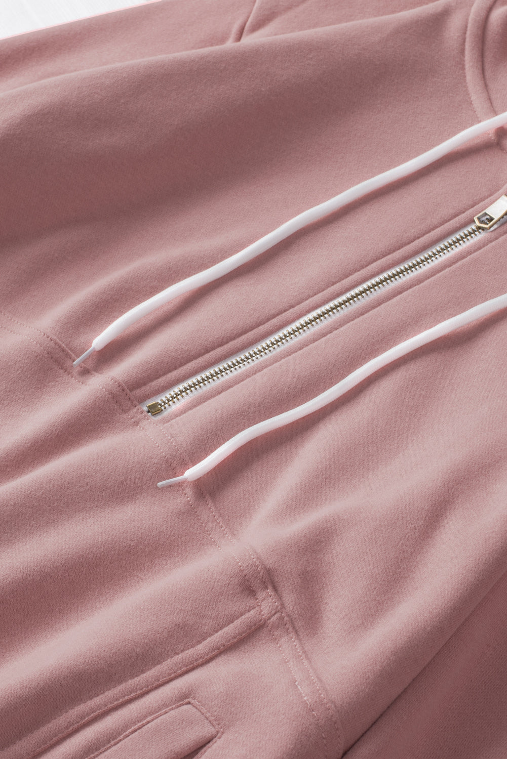 Sweat à capuche à manches longues et demi-fermeture éclair avec poche 