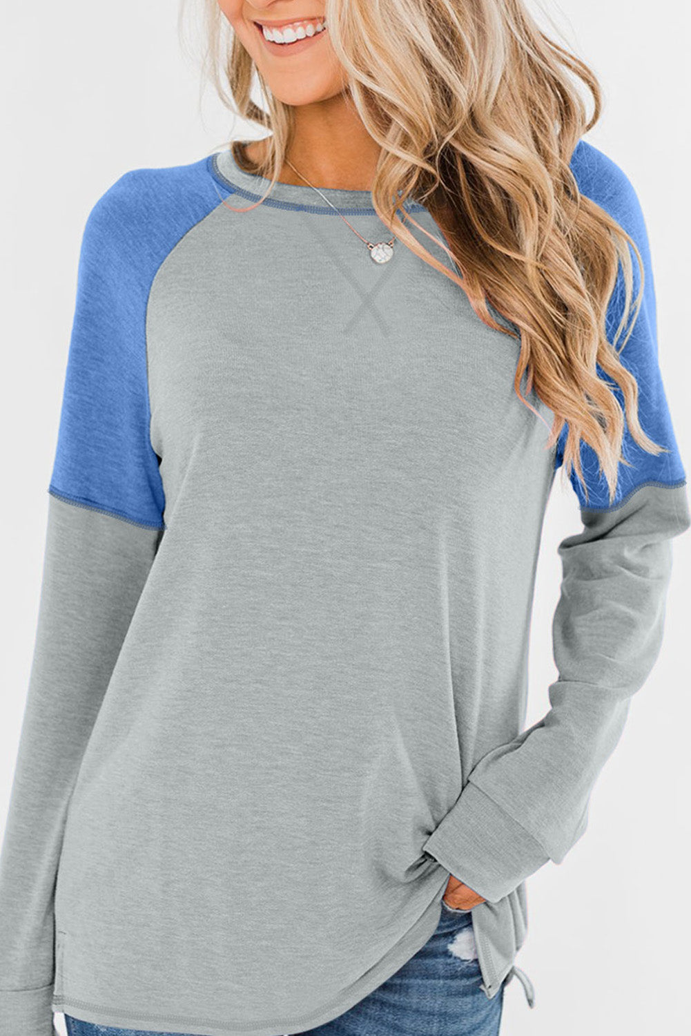 Top de manga raglán con bloque de color caqui