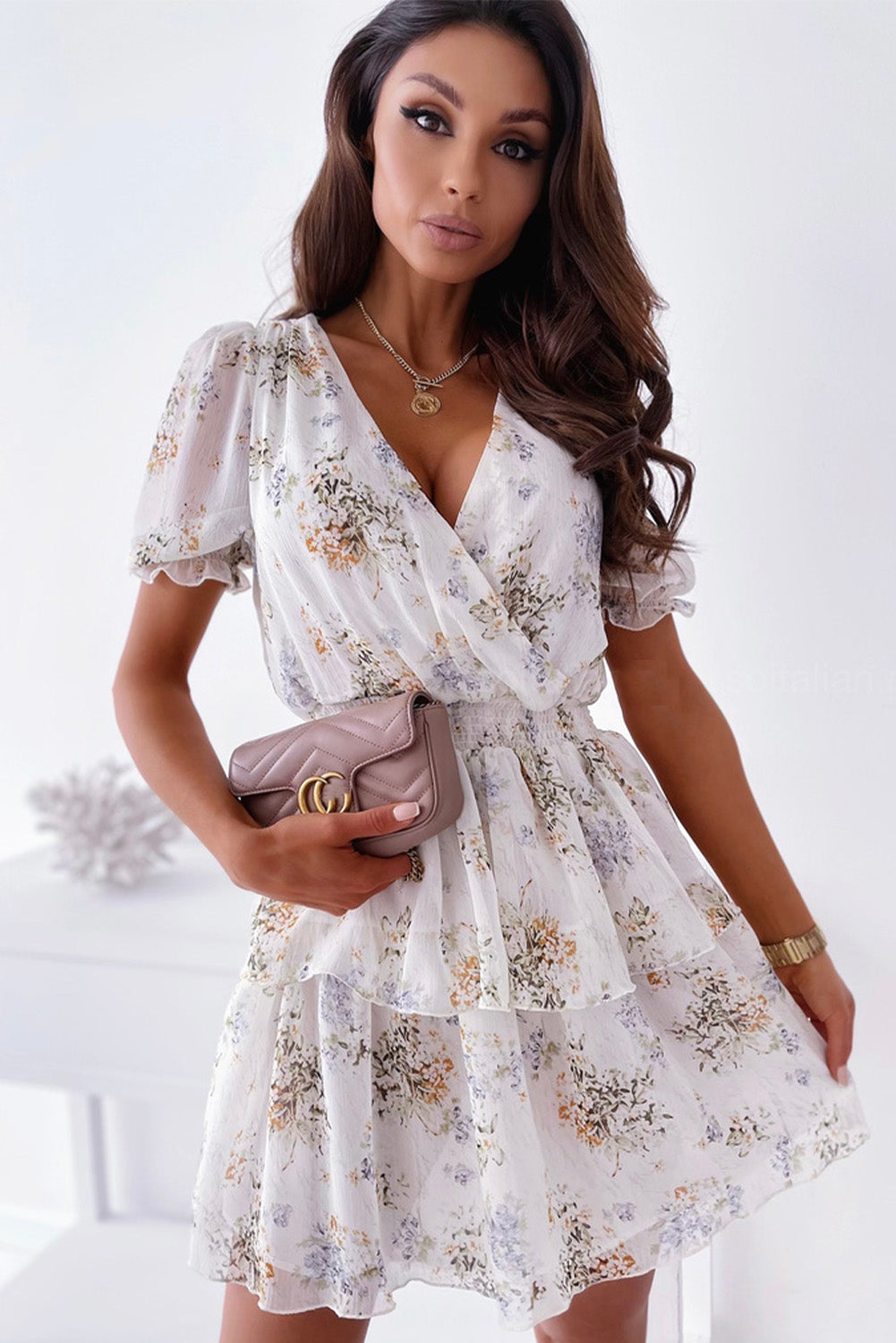 Robe portefeuille à volants et col en V 