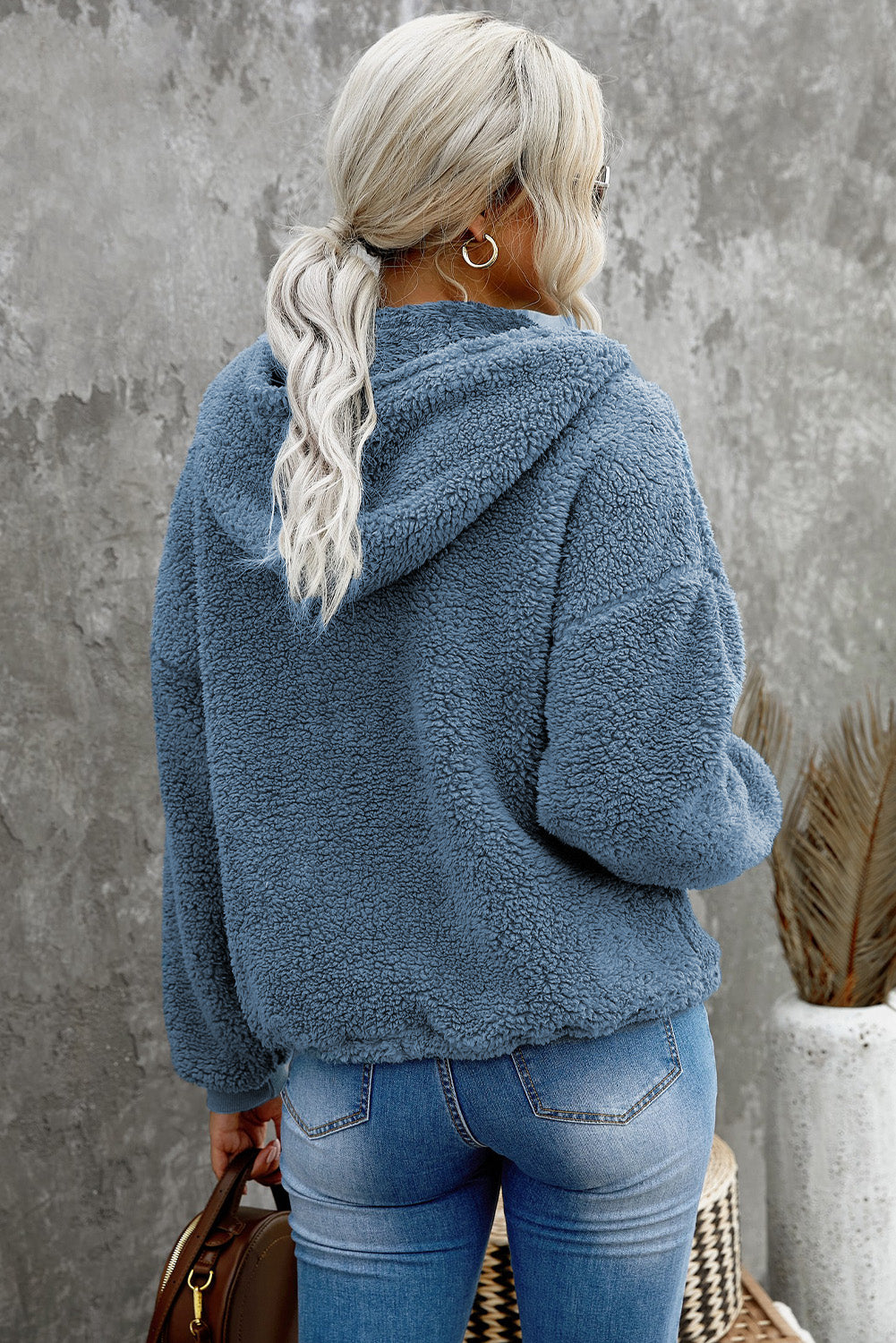 Sweat-shirt à capuche zippé 1/4 en sherpa avec kangourou