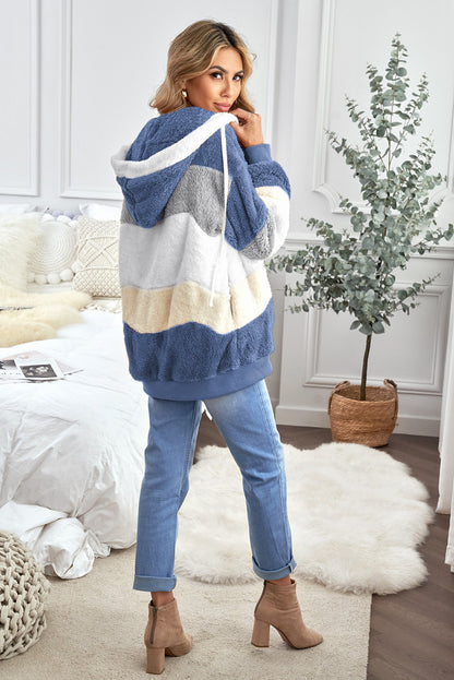 Abrigo sherpa con cremallera y bloques de color rojo vino con capucha 