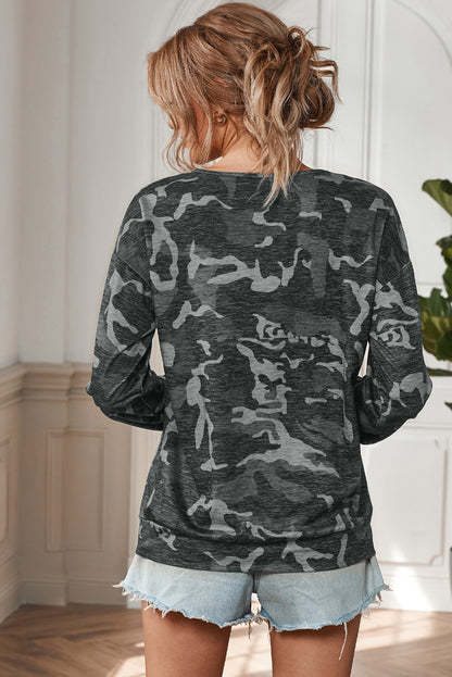 Chemisier camouflage à col en V ajouré