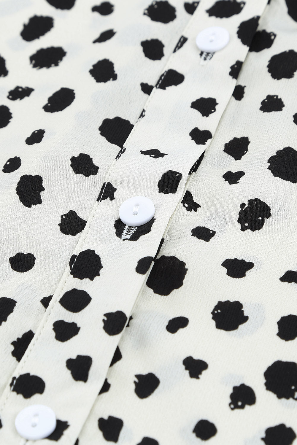 Blusa con manga farol y volantes de lunares