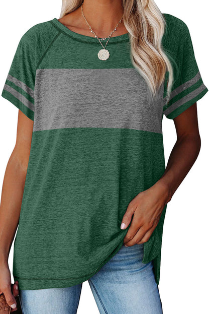 Camiseta con manga a rayas y bloques de color