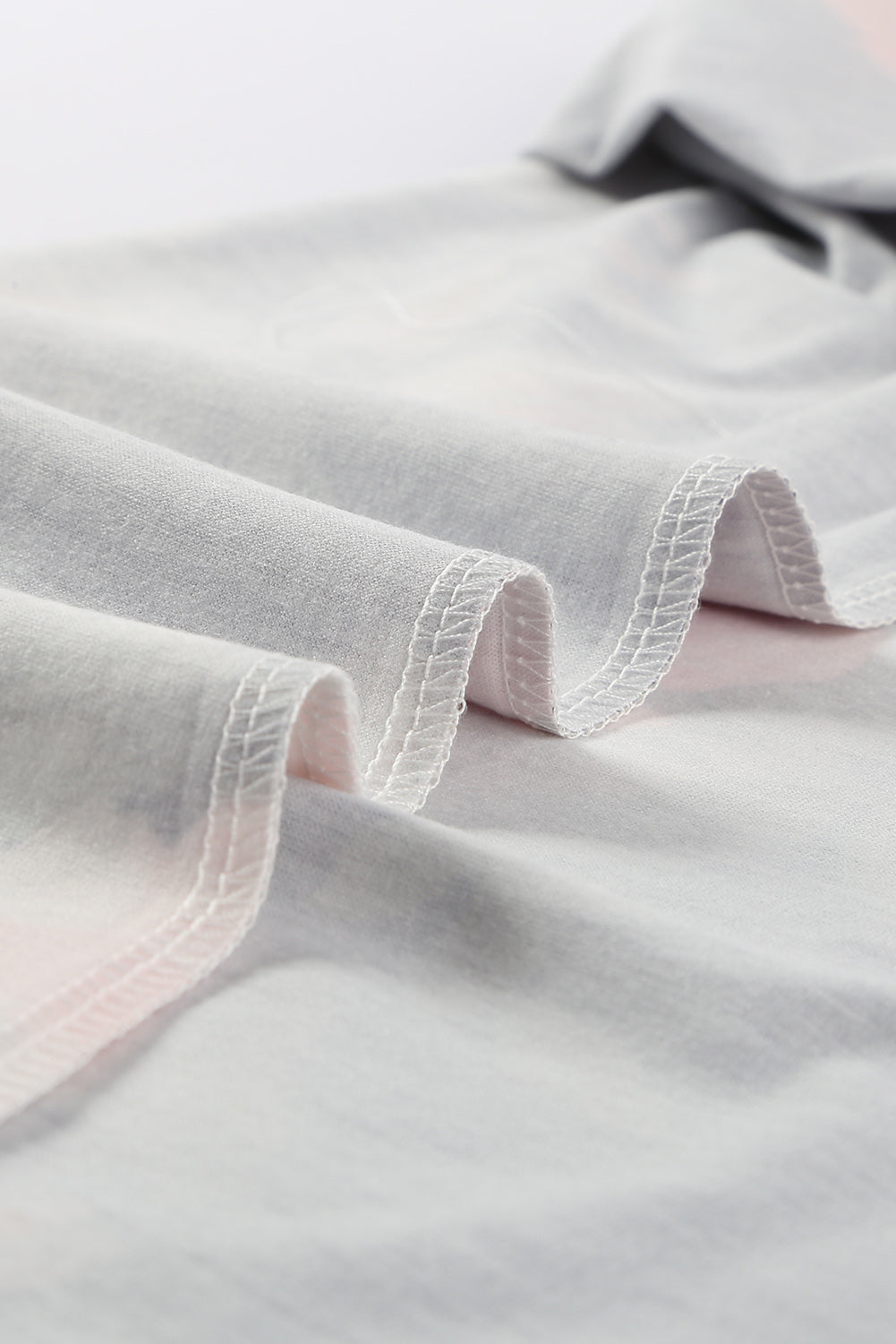 Camiseta Gris Estampado Floral