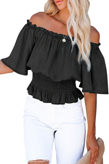 Top con hombros descubiertos y cintura fruncida 