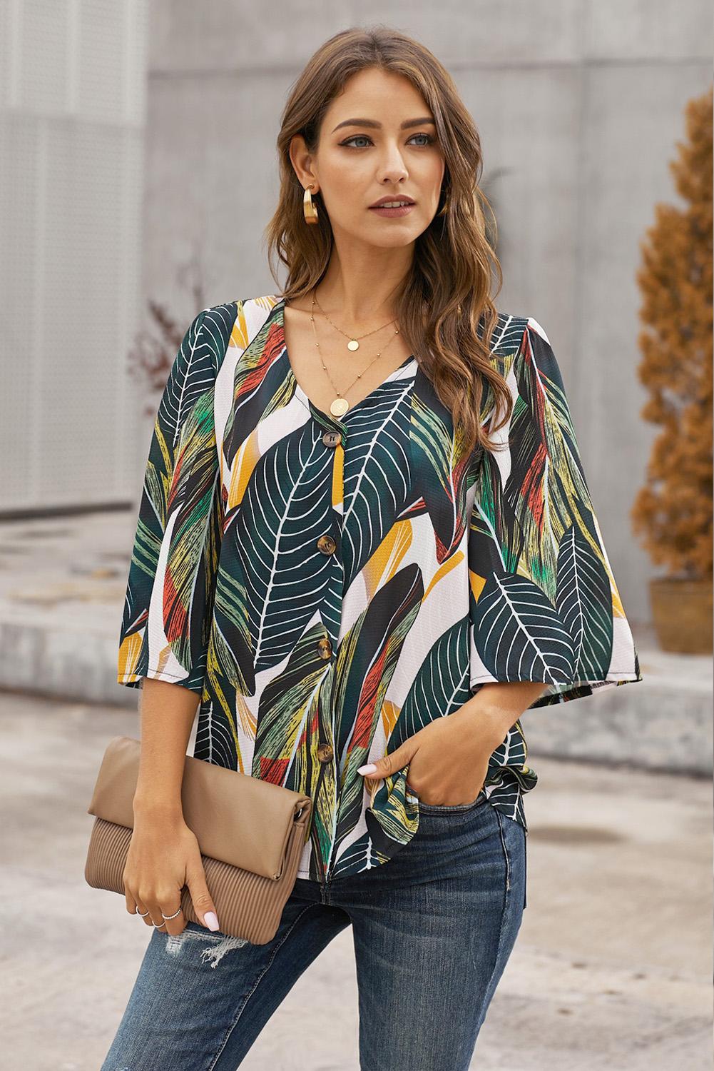 Blusa estampada con botones
