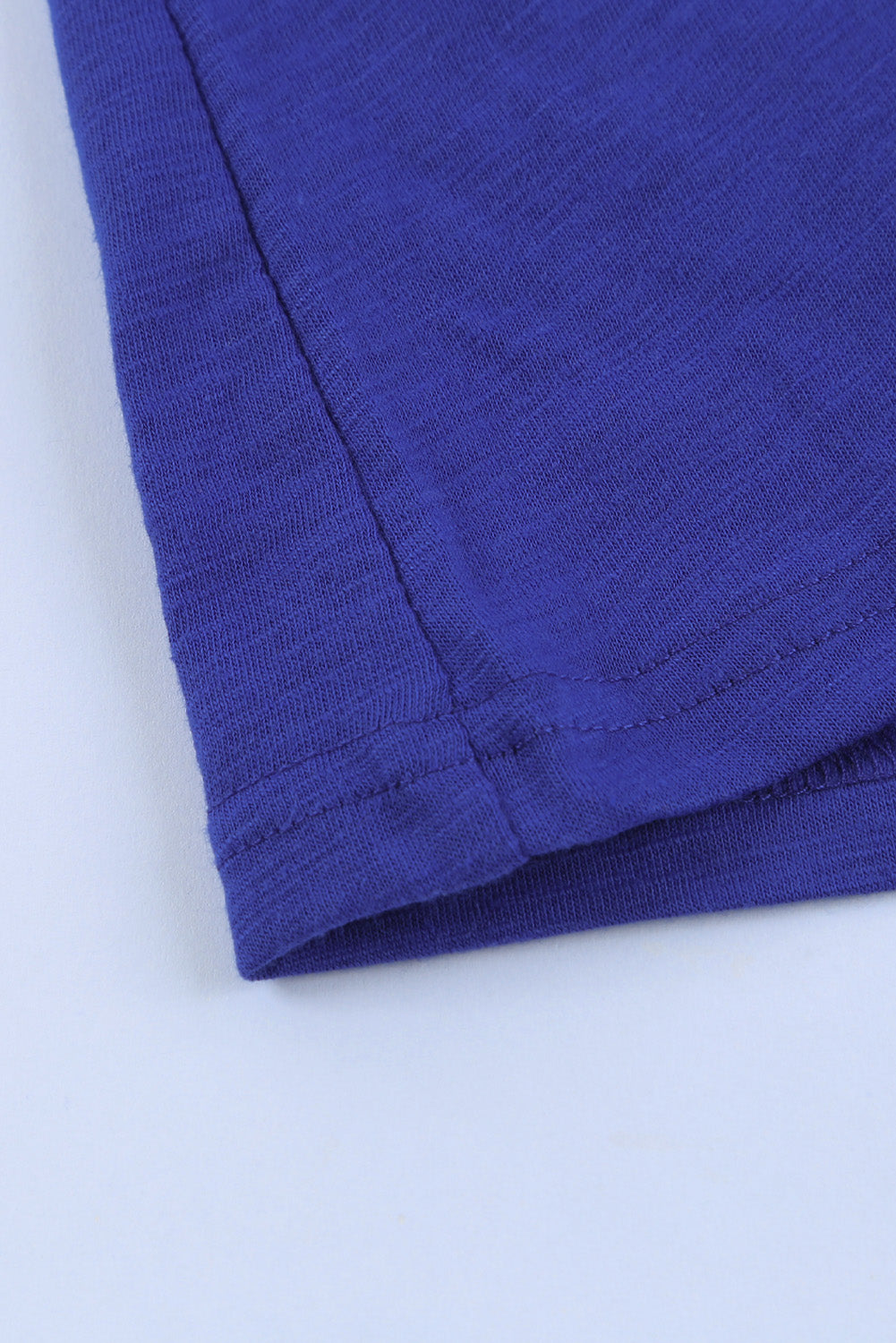 Camiseta mixta de algodón con cuello redondo y agujeros