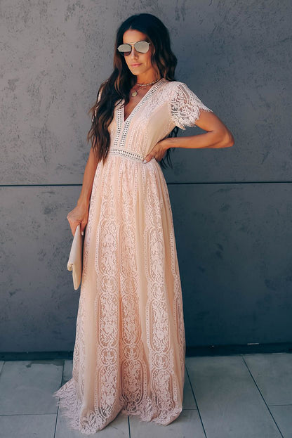 Vestido largo de encaje de manga corta con cuello en V profundo burdeos