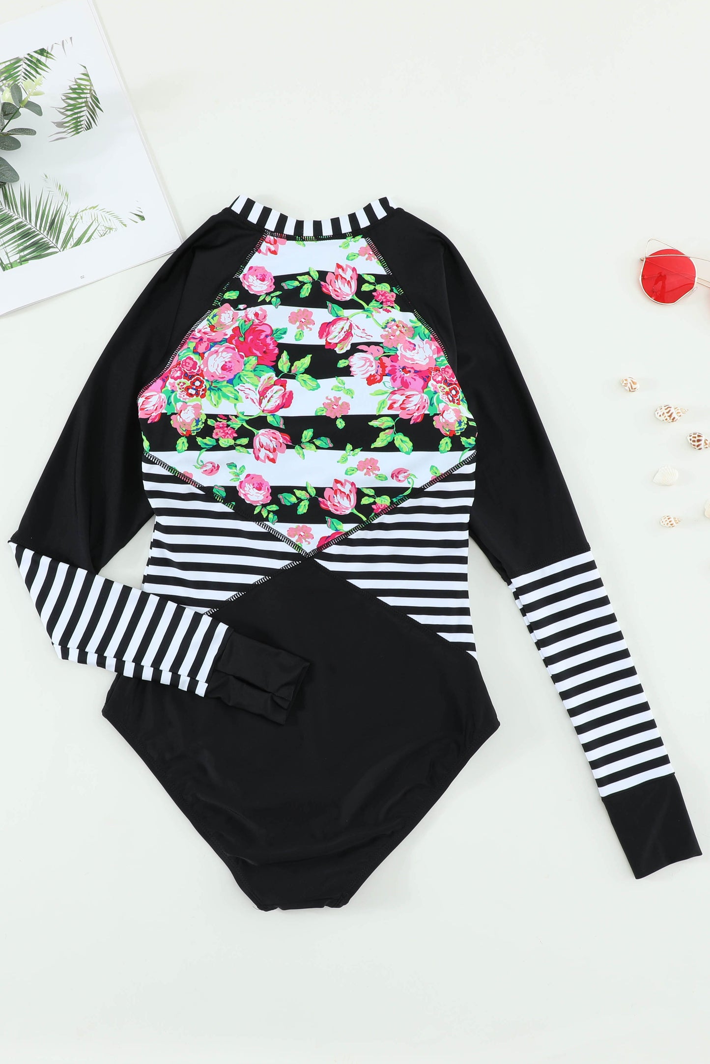 Traje de baño de una pieza Rashguard con patchwork a rayas florales