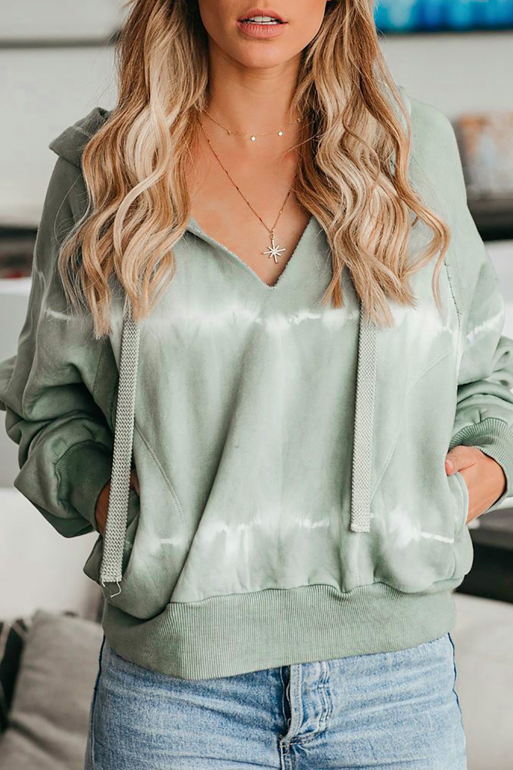 Sudadera tie-dye con bolsillo en algodón